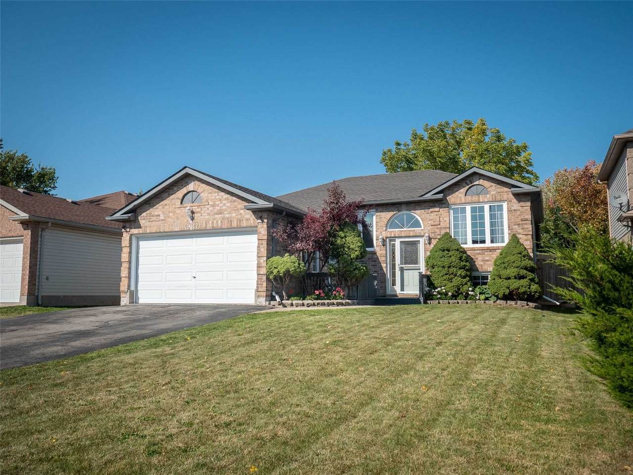 4927 Alexandra Ave - Photo 1
