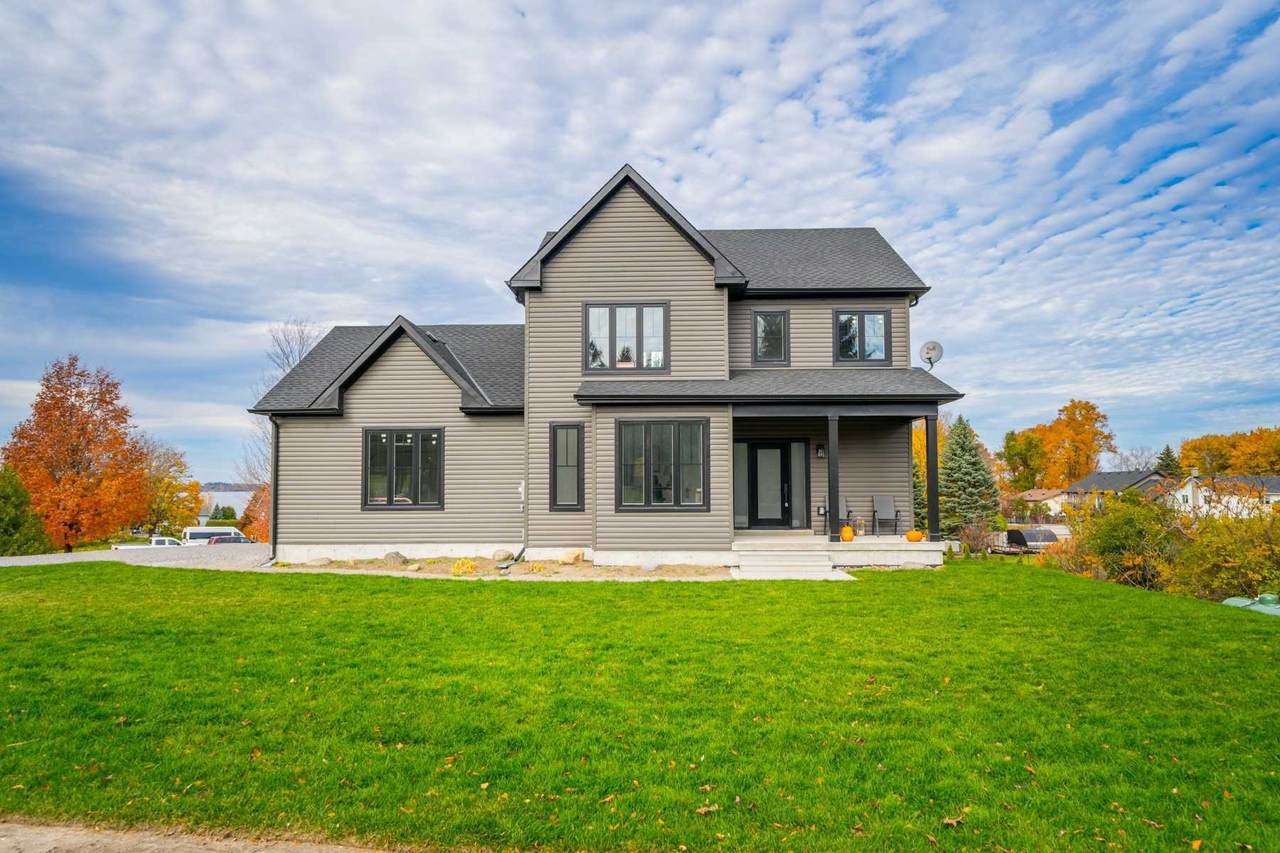 39 Helen Cres - Photo 1