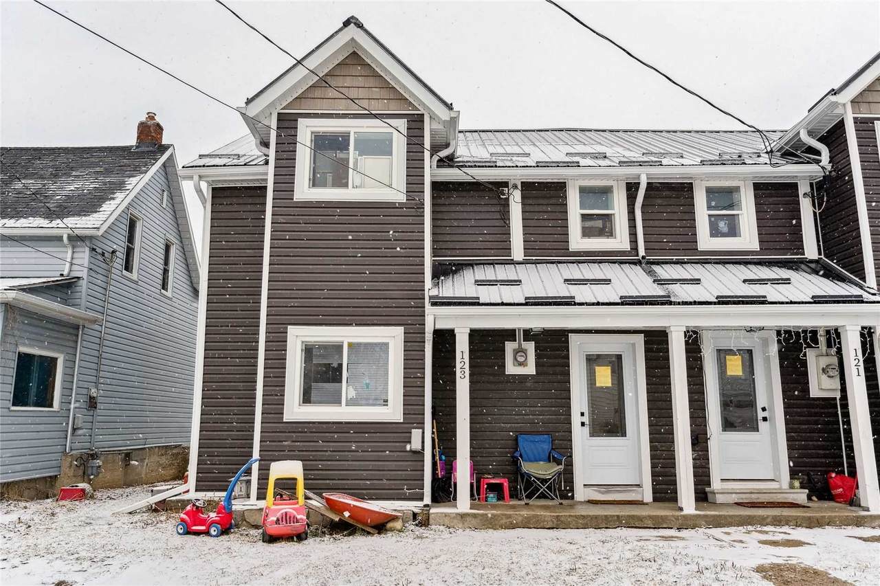 123 Main St - Photo 1