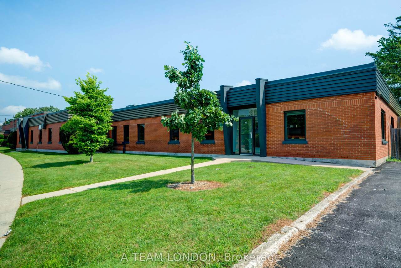 340 Saskatoon Street - Photo 1