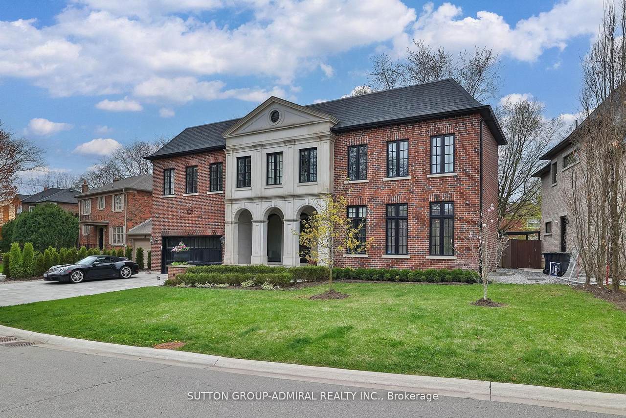 125 Sandringham Drive - Photo 1