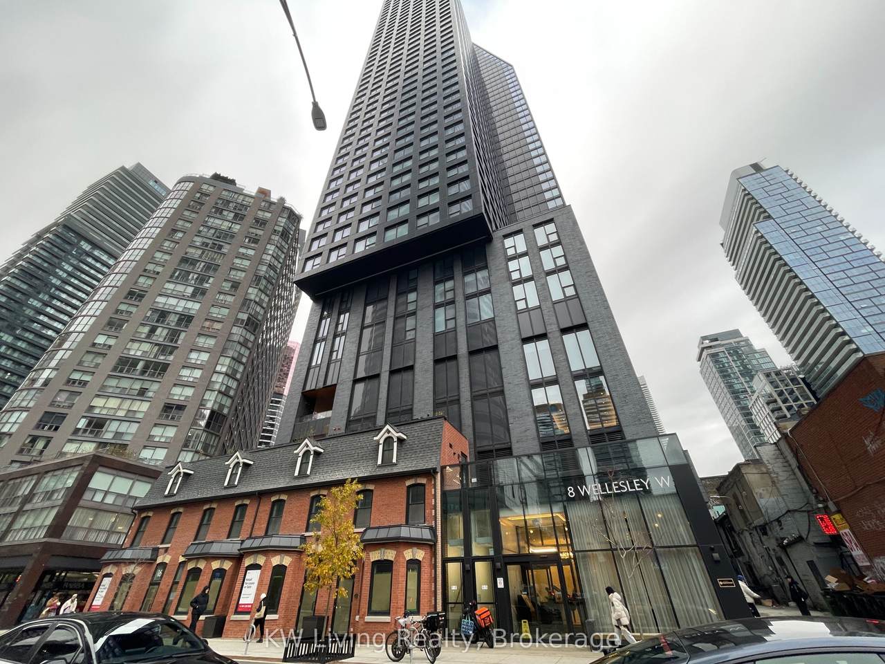 8 Wellesley Street - Photo 1