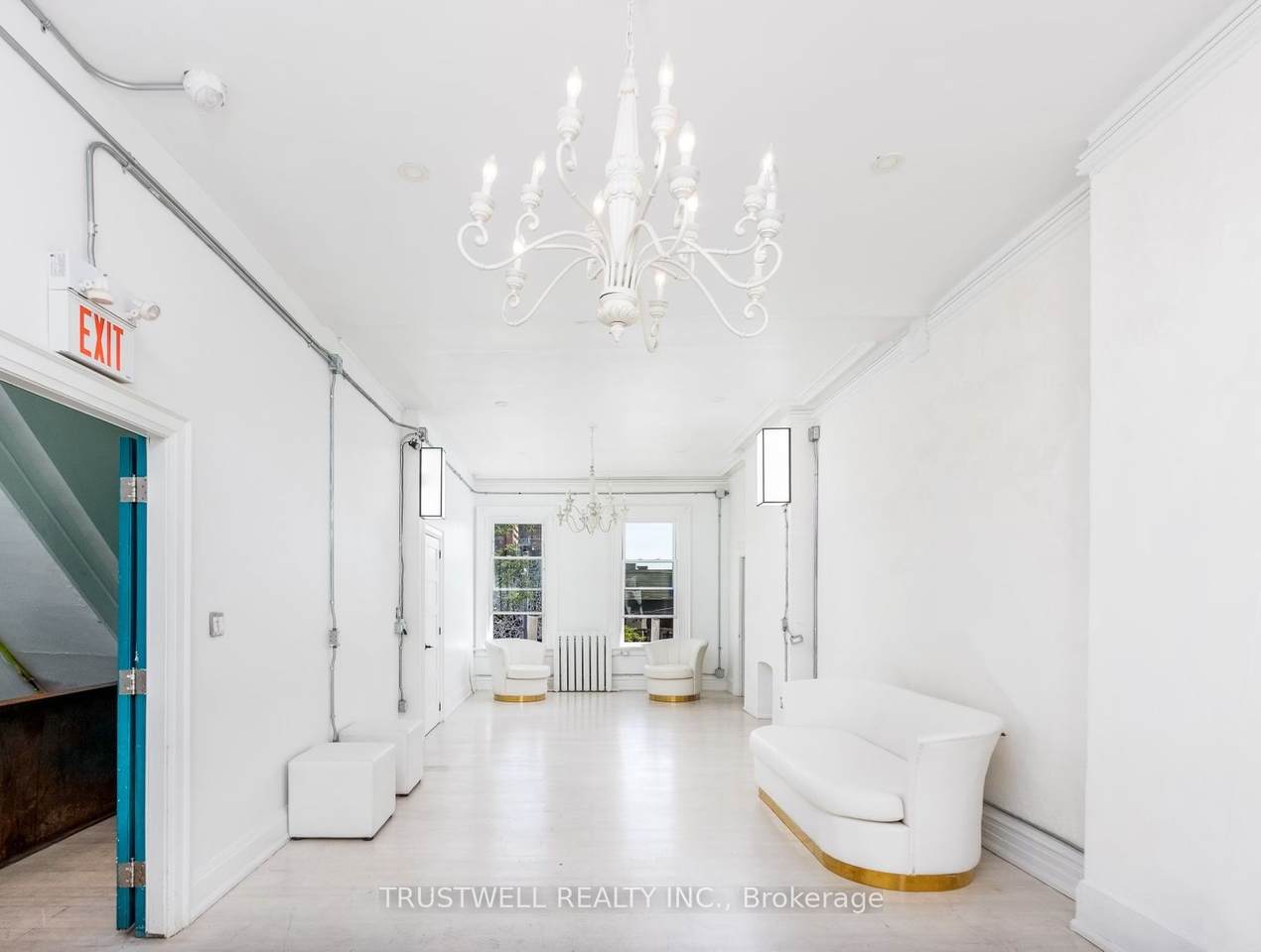 434 College Street - Photo 1