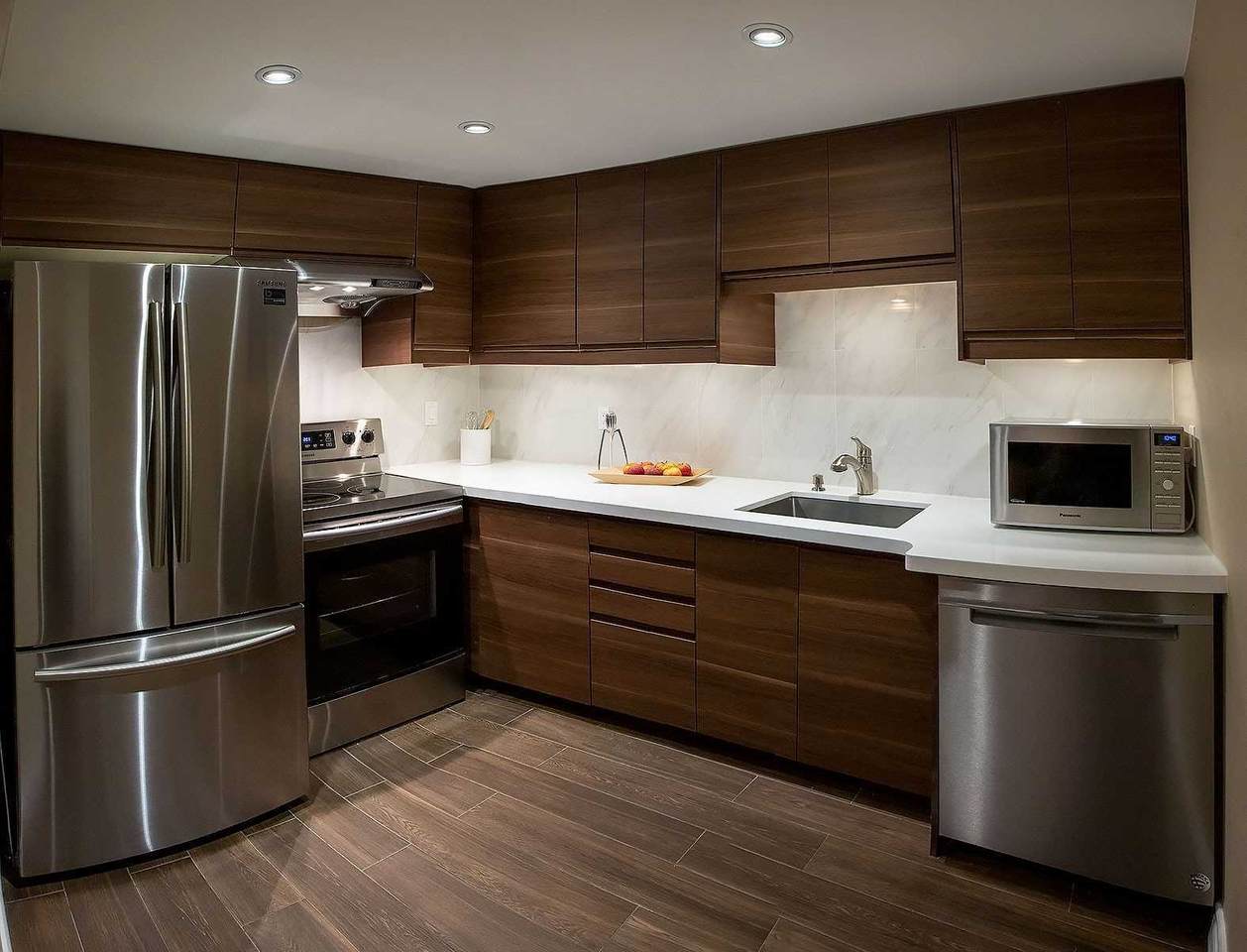 7 Bishop Ave - Photo 1