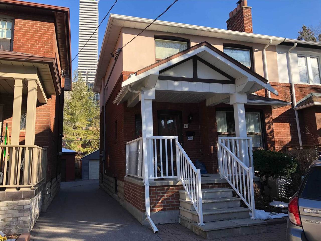 51 Maxwell Ave - Photo 1