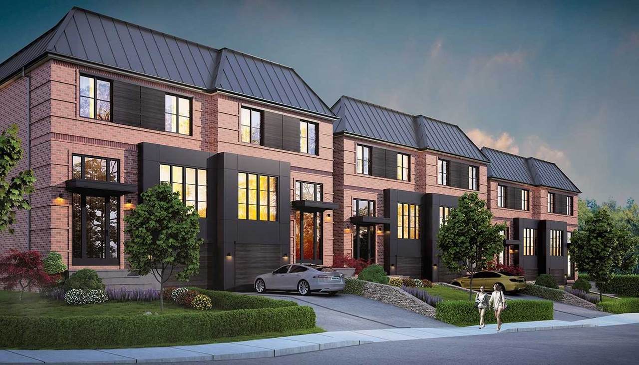 57 Lawrence Ave - Photo 1