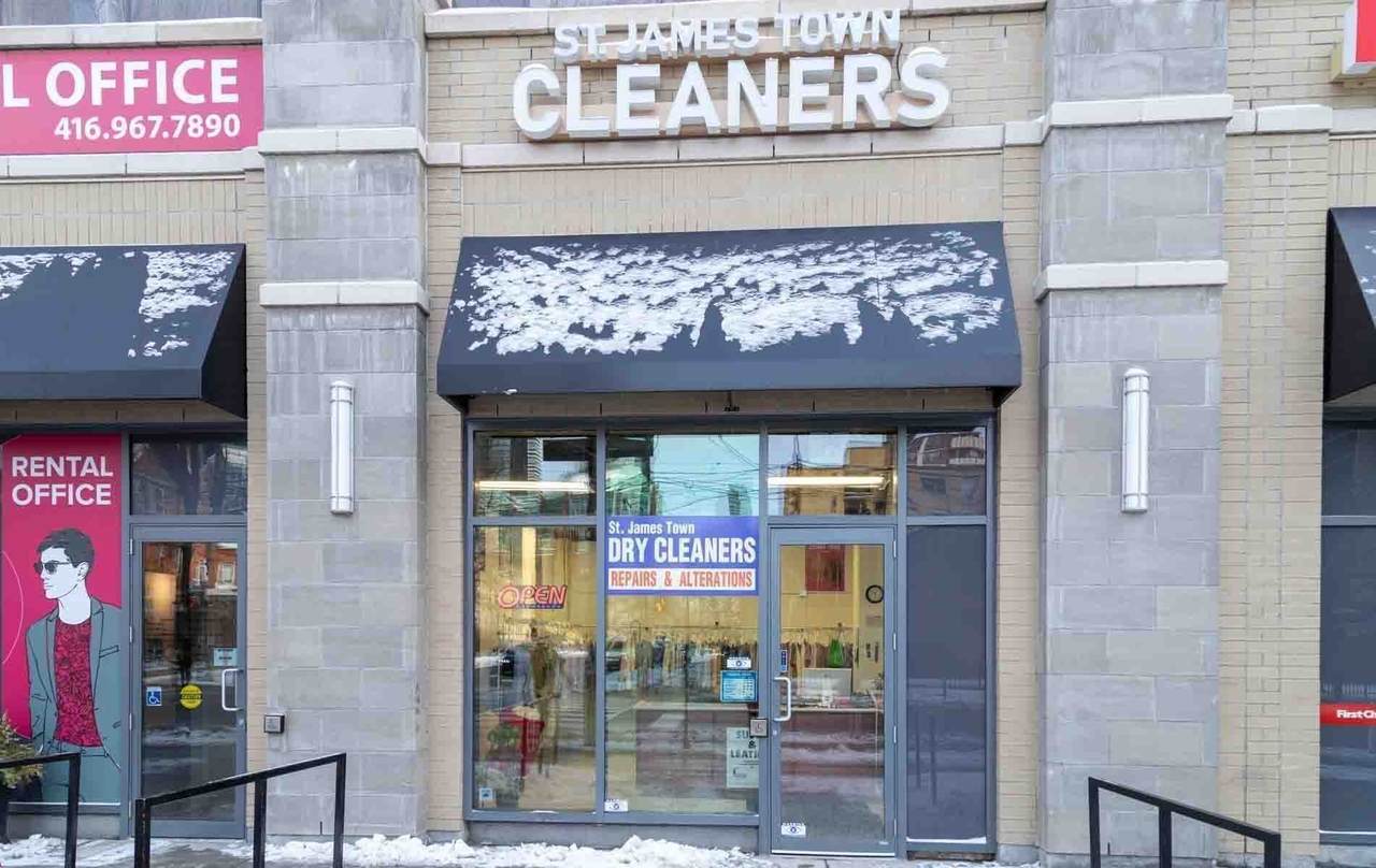 562 Sherbourne St - Photo 1