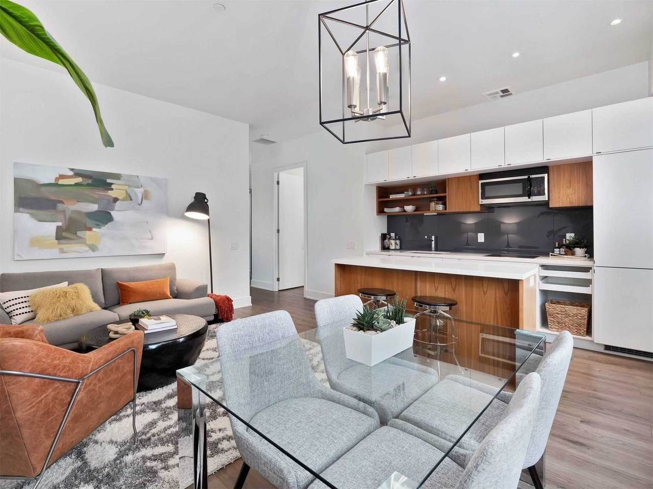 111 St Clair Ave - Photo 1