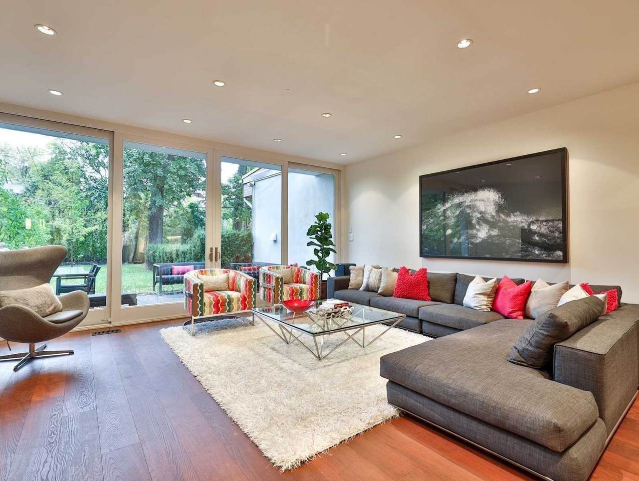 60 Woodlawn Ave - Photo 1