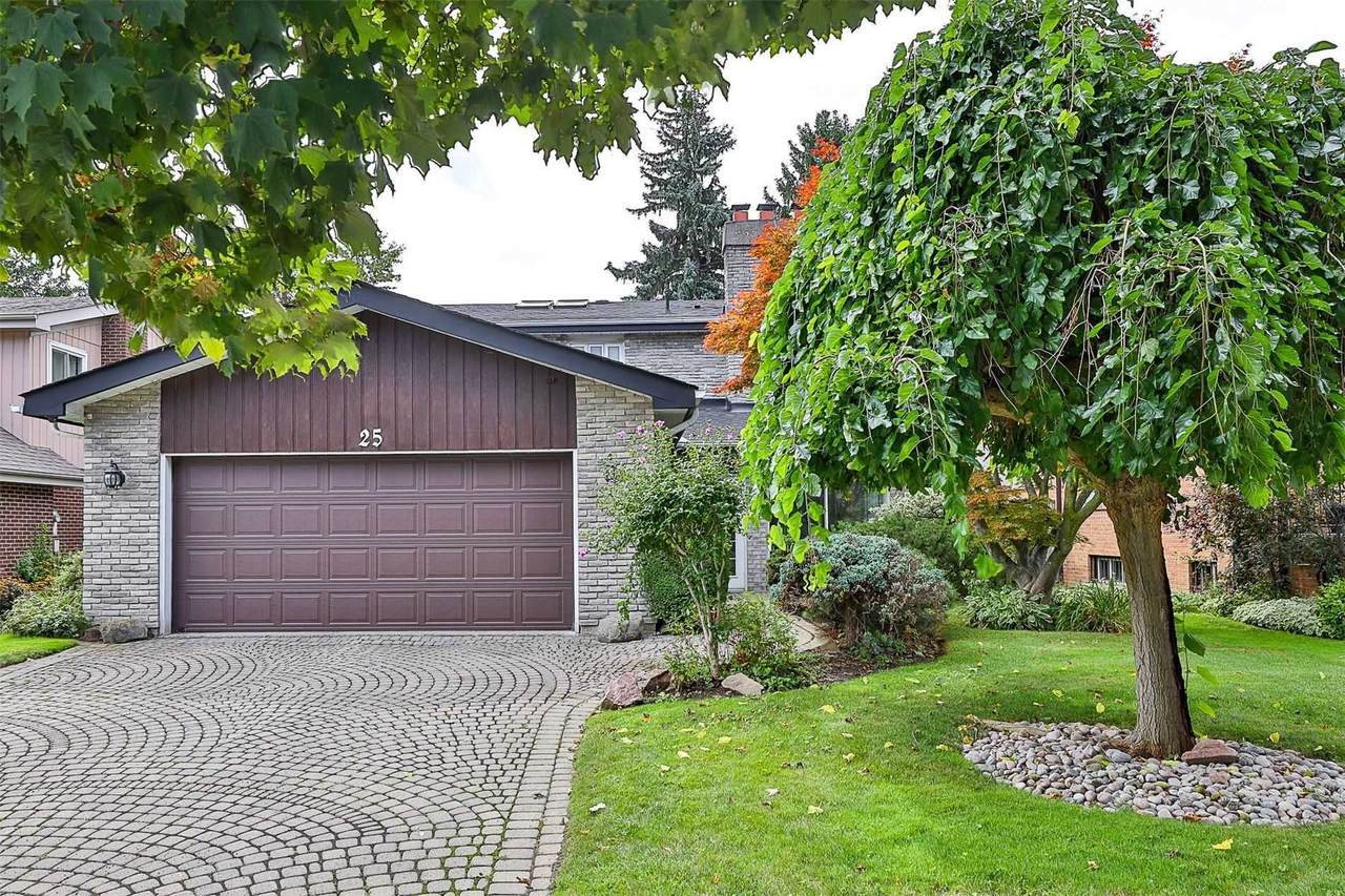 25 Denlow Blvd - Photo 1