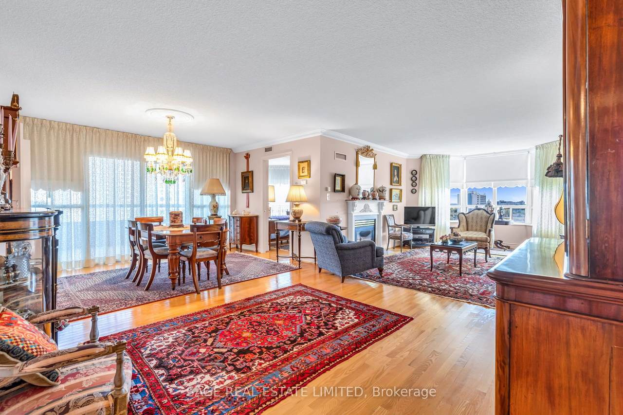 138 Bonis Avenue - Photo 1