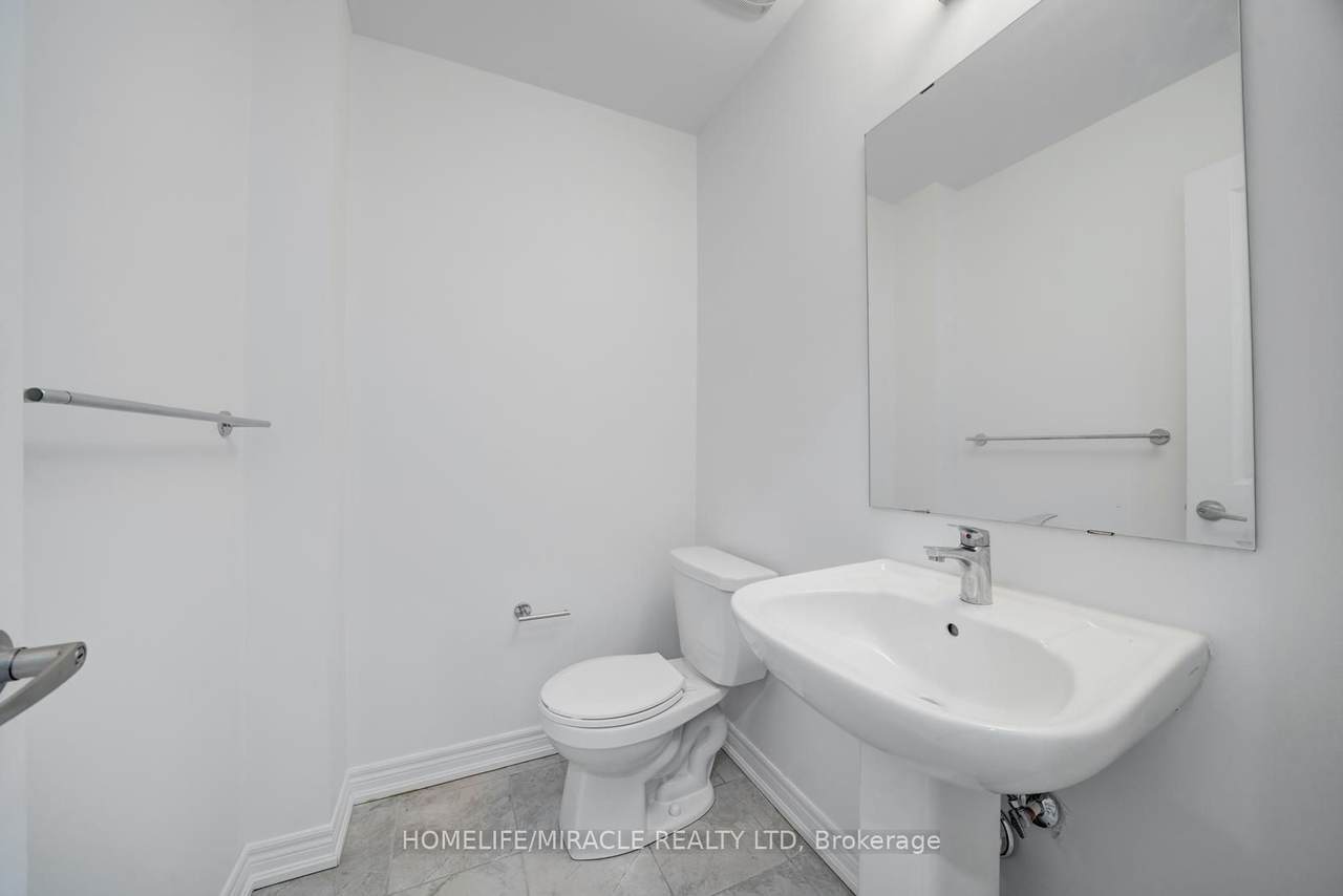 https://bt-photos.global.ssl.fastly.net/toronto/1280_boomver_2_E13455280-1.jpg