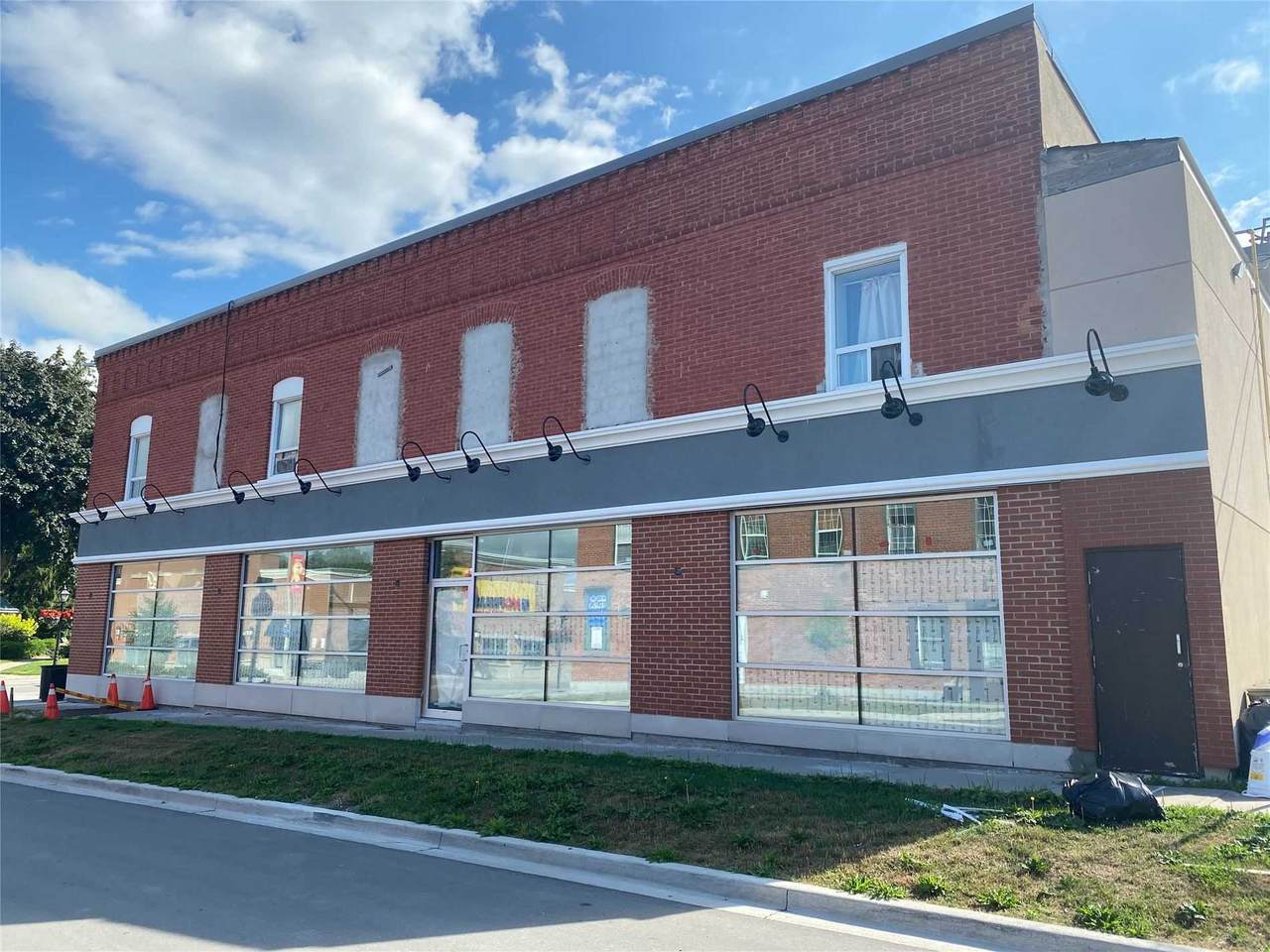 45 King Ave - Photo 1