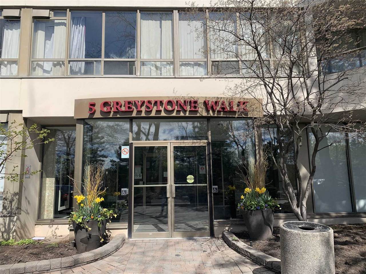 5 Greystone Walk Dr - Photo 1