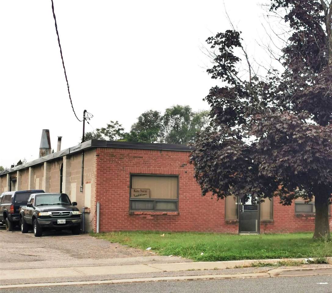 96 Crockford Blvd - Photo 1