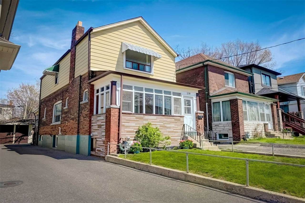 228 Springdale Blvd - Photo 1
