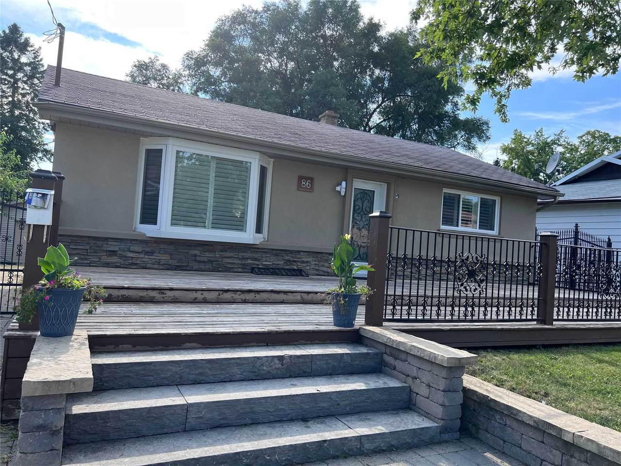 86 Castle Hill Dr - Photo 1