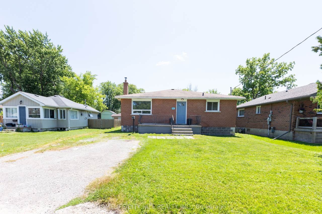 347 Hollywood Drive - Photo 1