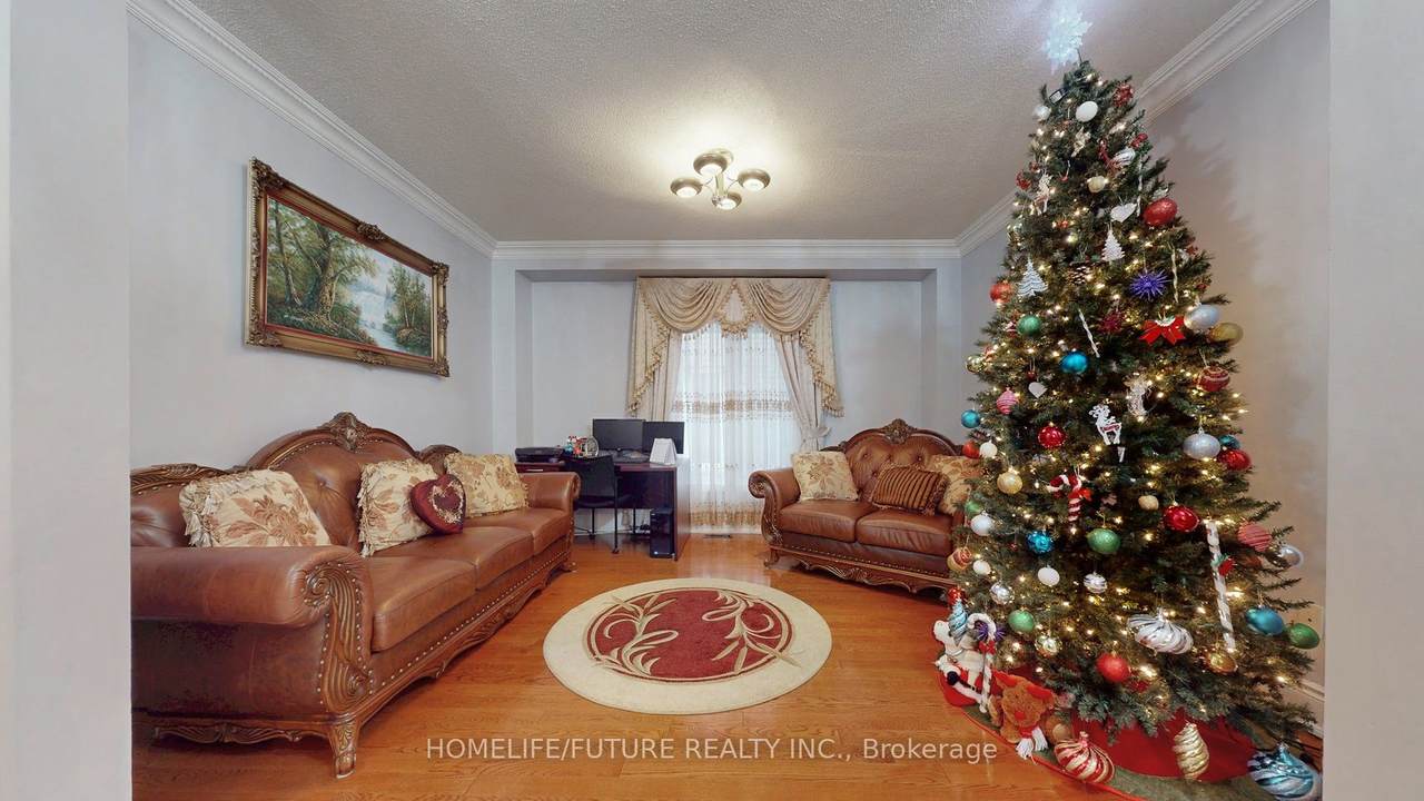 https://bt-photos.global.ssl.fastly.net/toronto/1280_boomver_2_N13513778-1.jpg