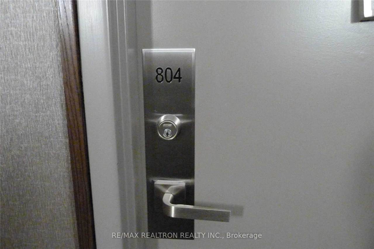 https://bt-photos.global.ssl.fastly.net/toronto/1280_boomver_1_N13611954-1.jpg