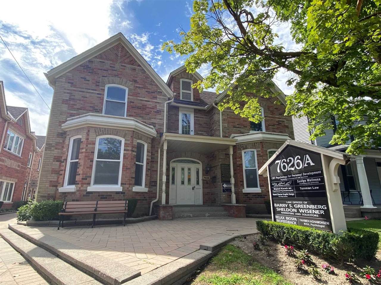 7626 Yonge St - Photo 1