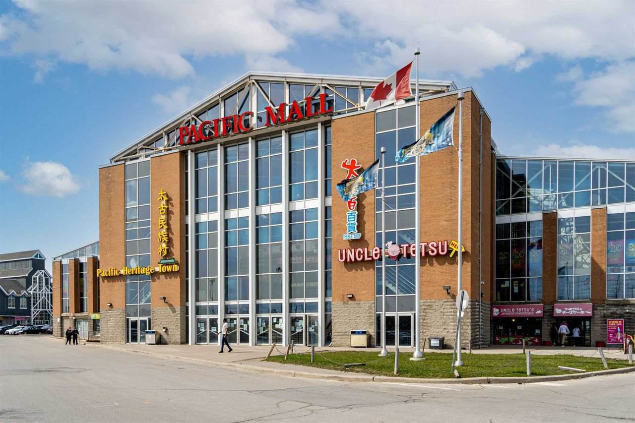 4300 Steeles Ave - Photo 1