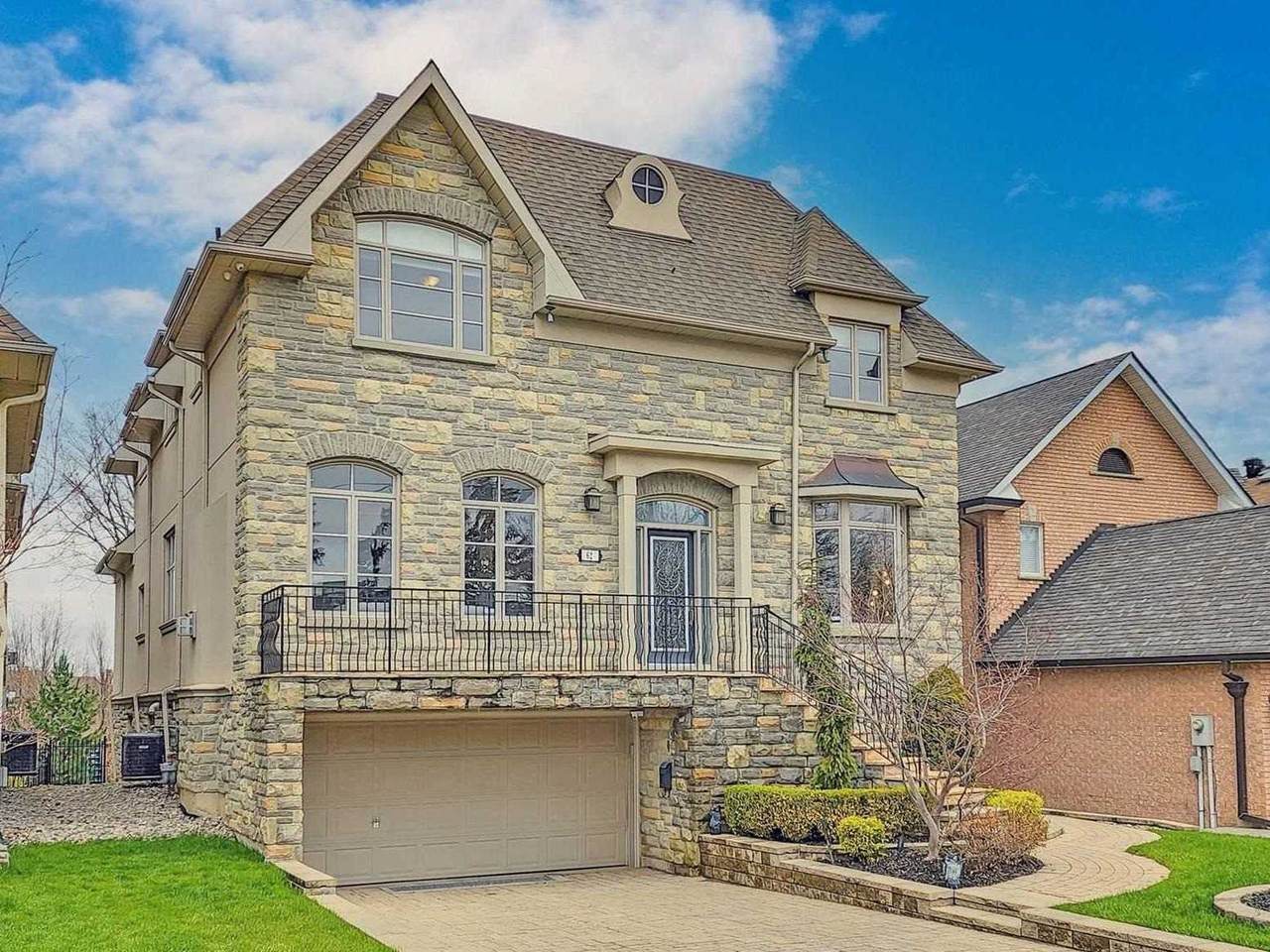 62 Roosevelt Dr - Photo 1