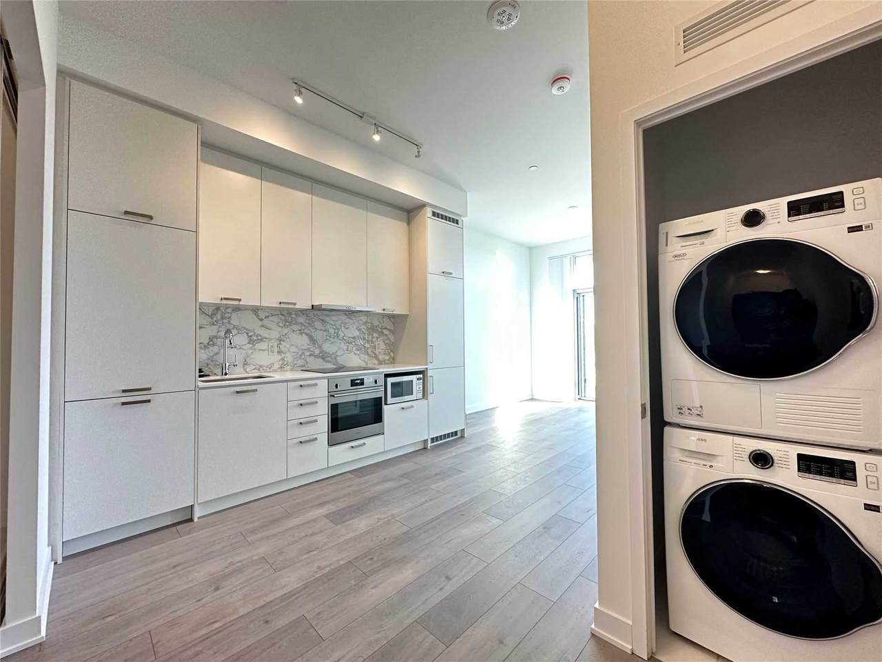 10 Honeycrisp Cres - Photo 1