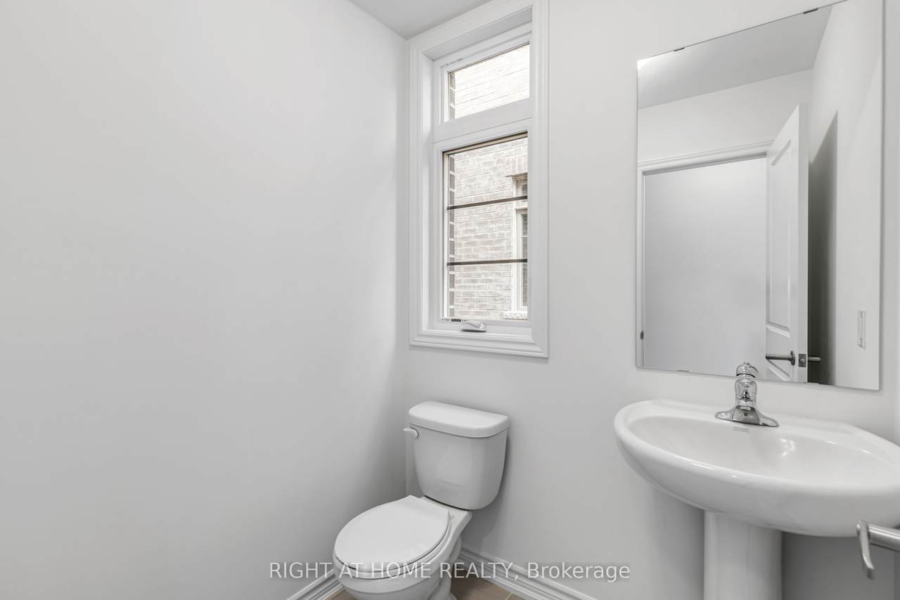 https://bt-photos.global.ssl.fastly.net/toronto/1280_boomver_2_S11991348-1.jpg