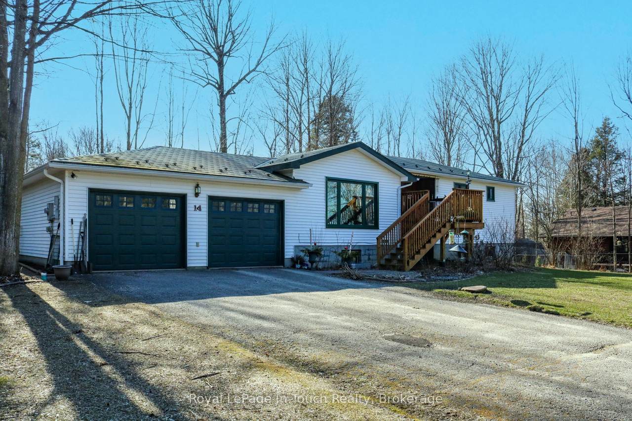 14 Seneca Crescent - Photo 1