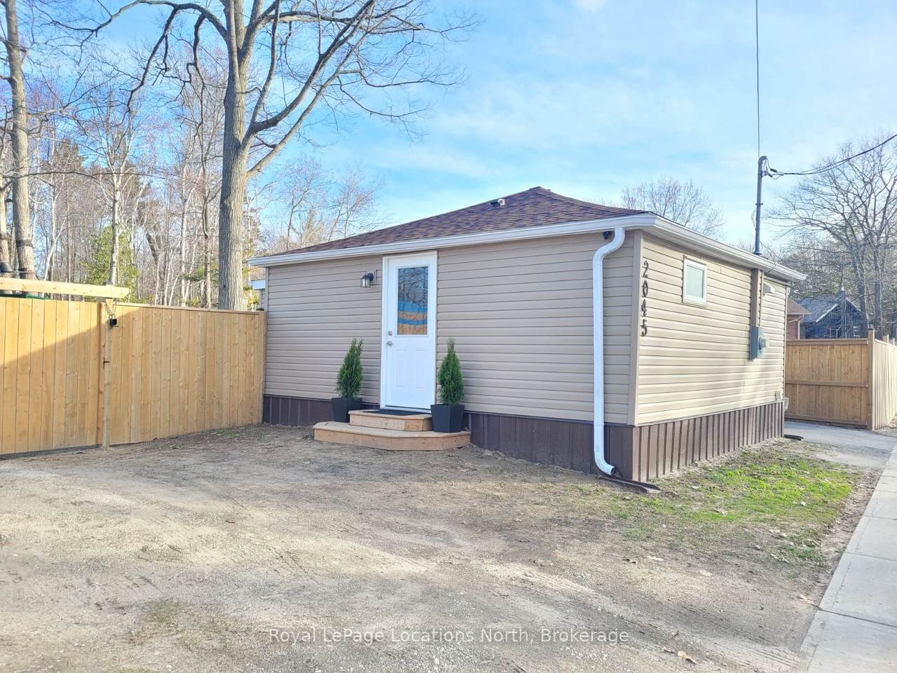 2045 River Road - Photo 1