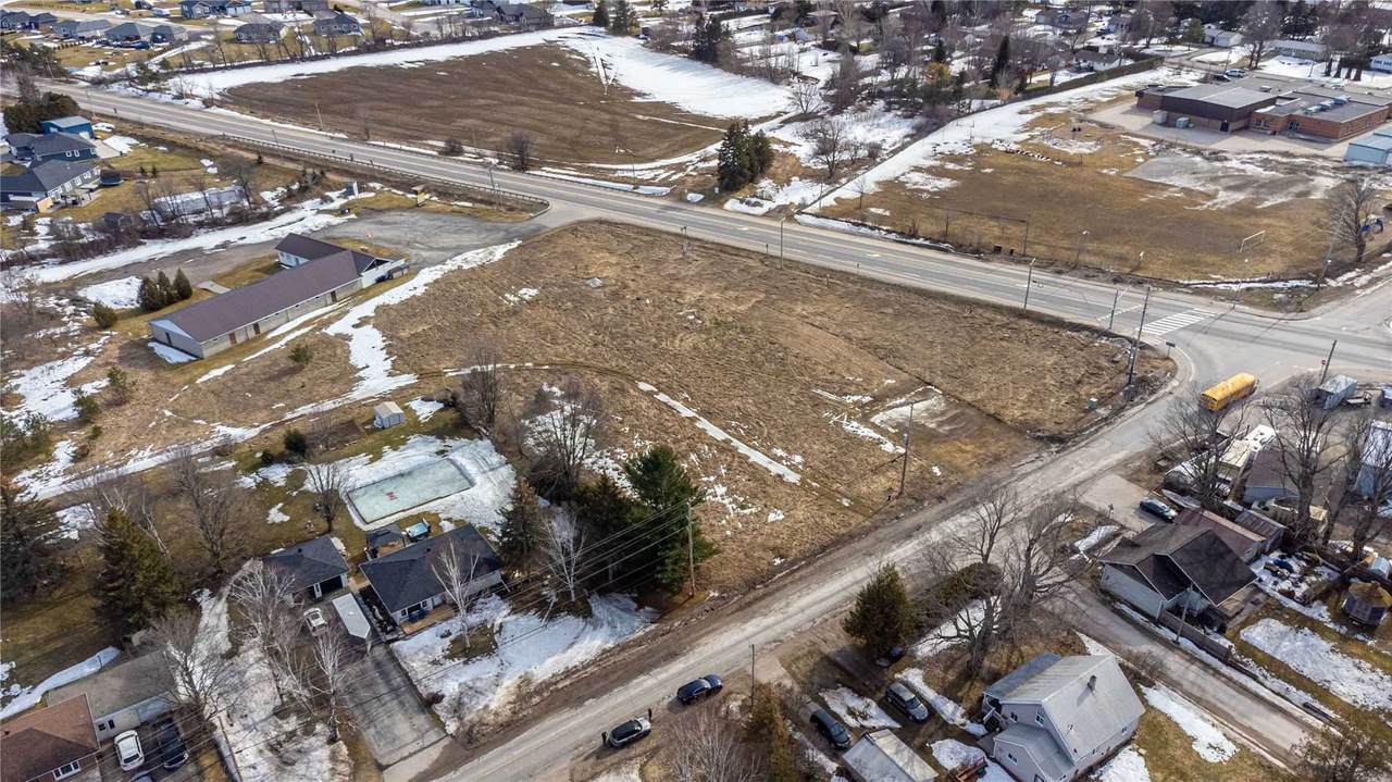 9733 Hwy 12 - Photo 1