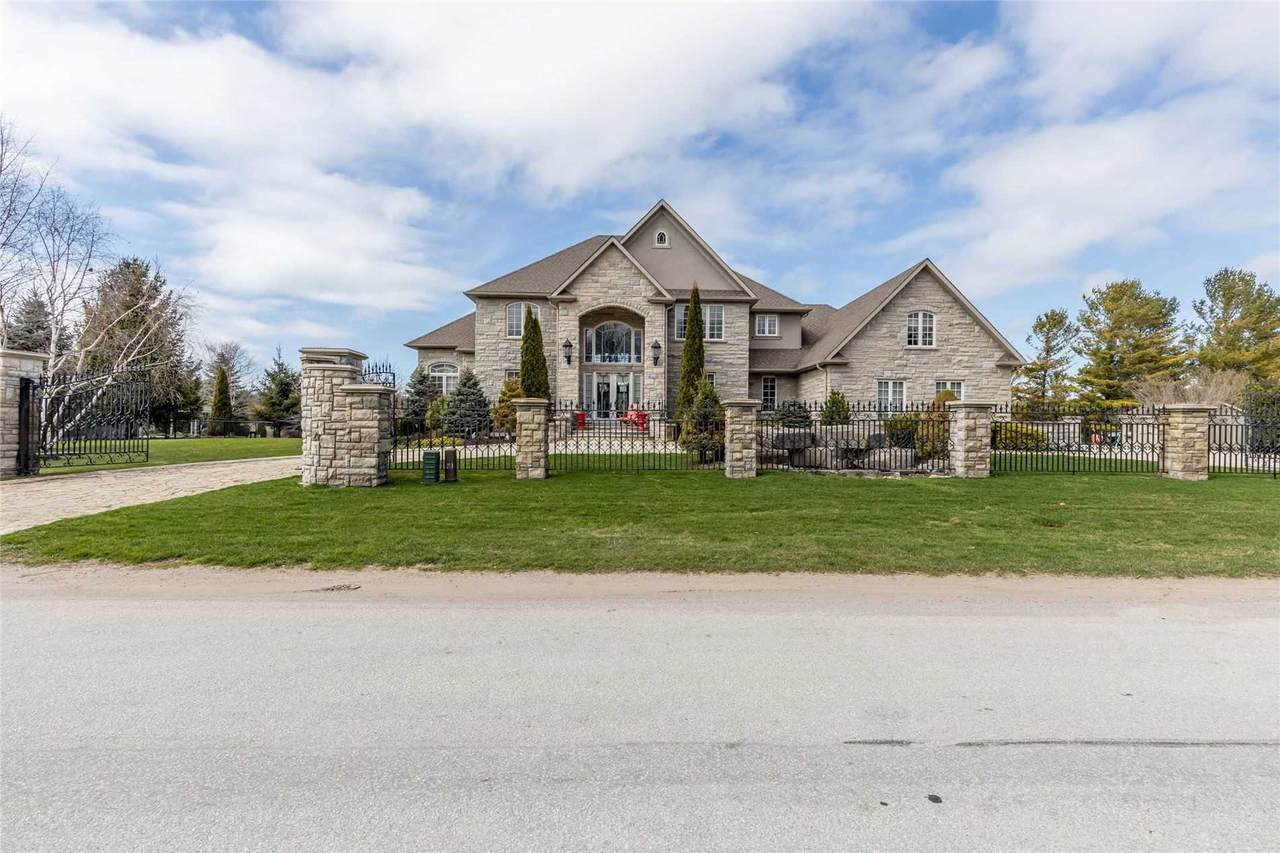 57 Wasaga Sands Dr - Photo 1