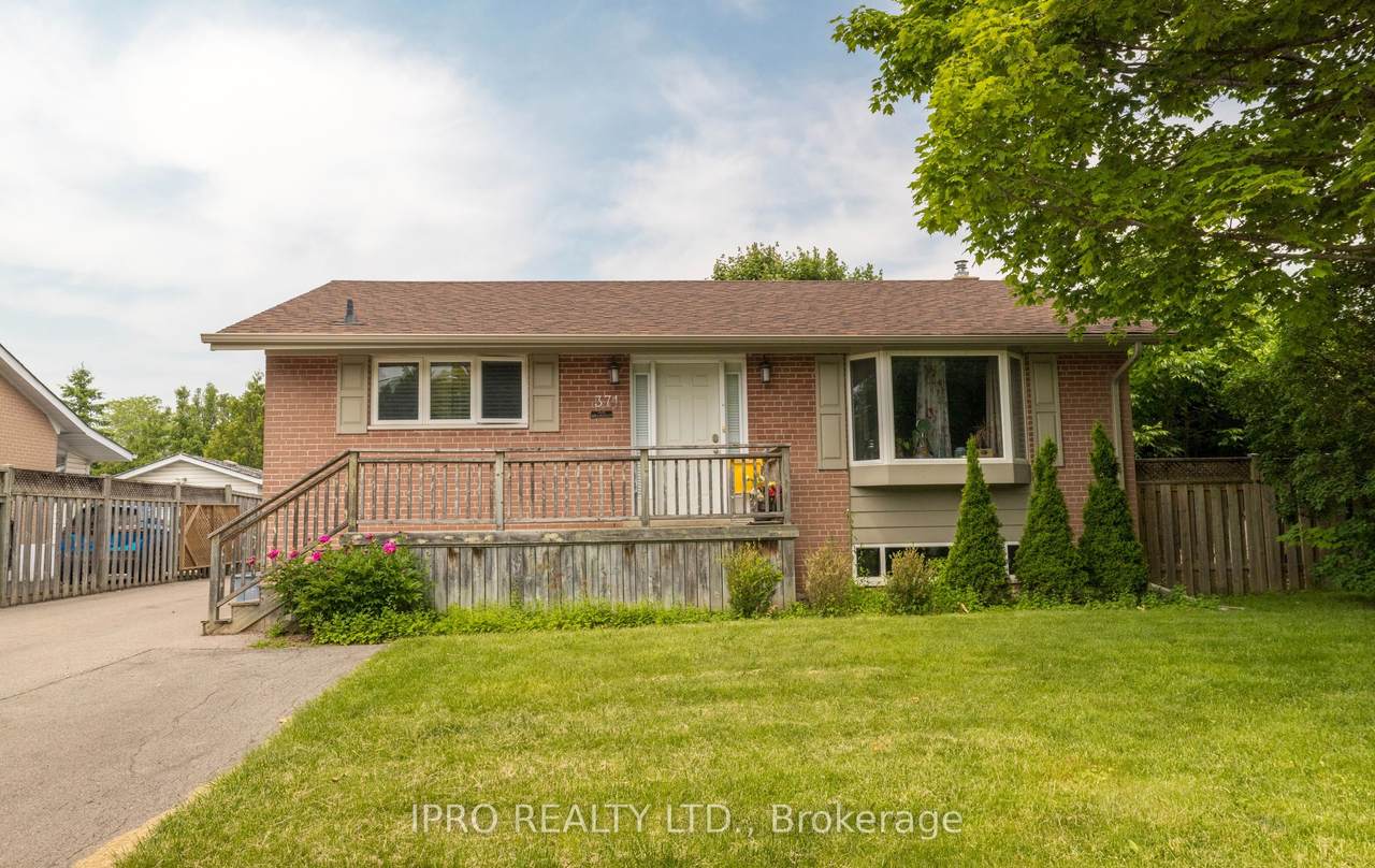 371 Meadowbrook Drive - Photo 1
