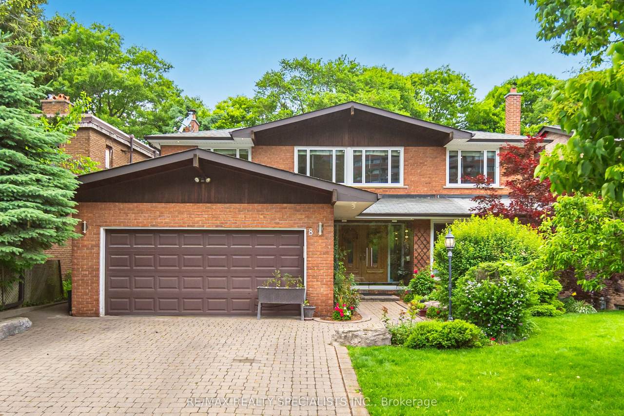 8 Strath Humber Court - Photo 1
