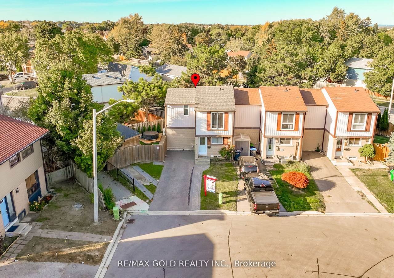 18 Juliette Square - Photo 1