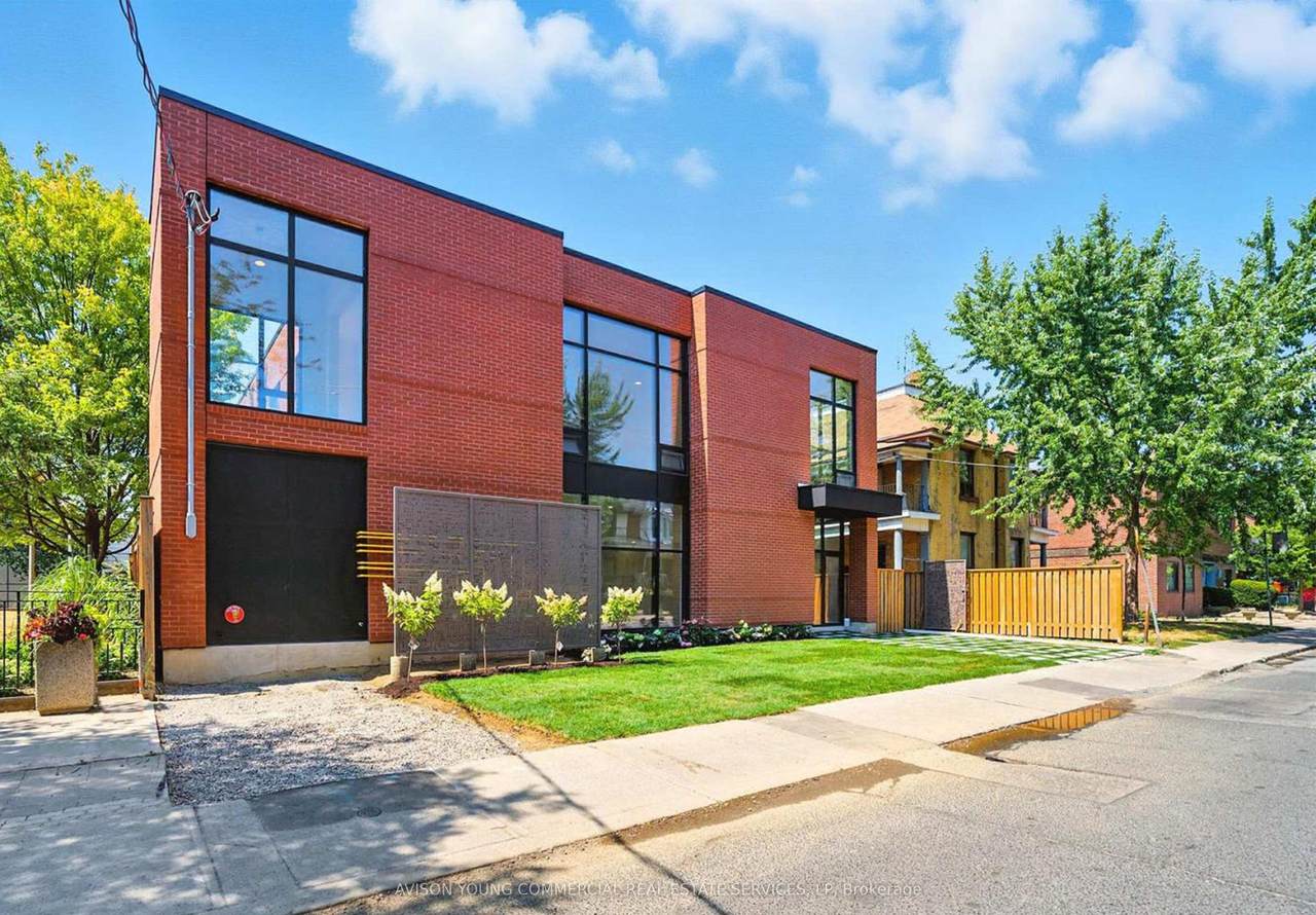 170 Perth Avenue - Photo 1