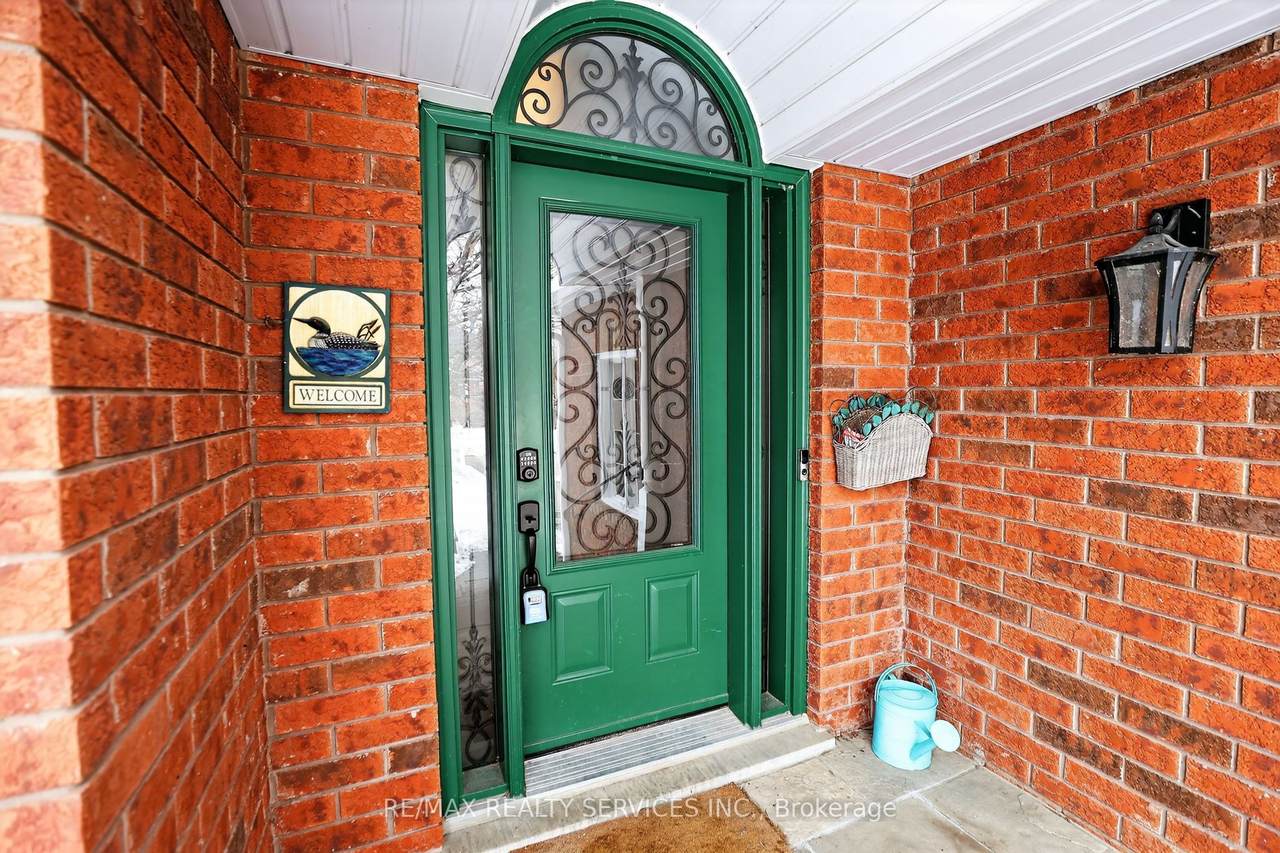 https://bt-photos.global.ssl.fastly.net/toronto/1280_boomver_1_W12846924-1.jpg