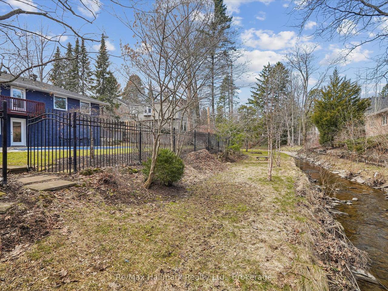 https://bt-photos.global.ssl.fastly.net/toronto/1280_boomver_2_W12947694-1.jpg