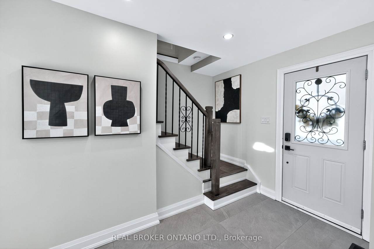 https://bt-photos.global.ssl.fastly.net/toronto/1280_boomver_2_W12947856-1.jpg