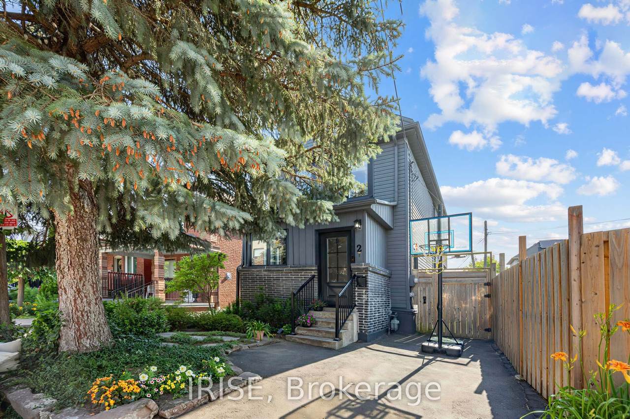 2 Beechwood Avenue - Photo 1
