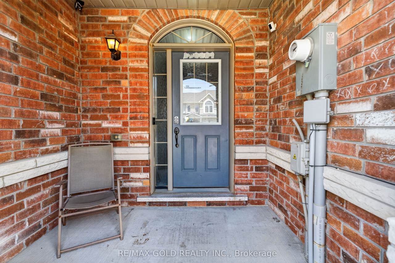 https://bt-photos.global.ssl.fastly.net/toronto/1280_boomver_2_W13520554-1.jpg