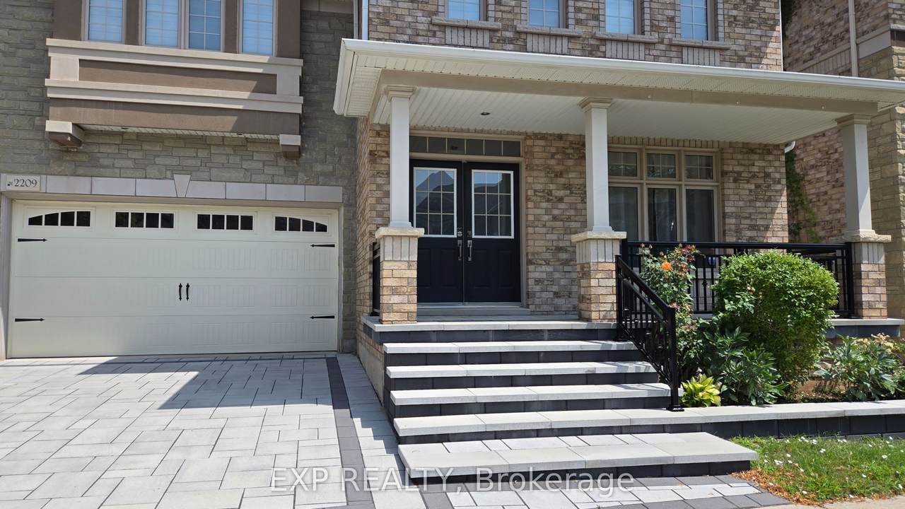 https://bt-photos.global.ssl.fastly.net/toronto/1280_boomver_2_W13601000-1.jpg