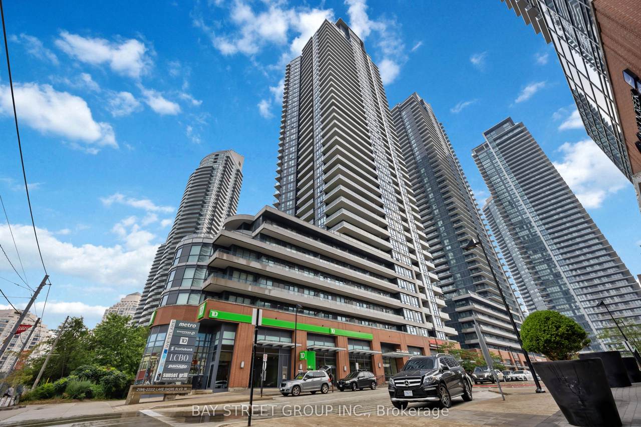 2212 Lake Shore Boulevard - Photo 1