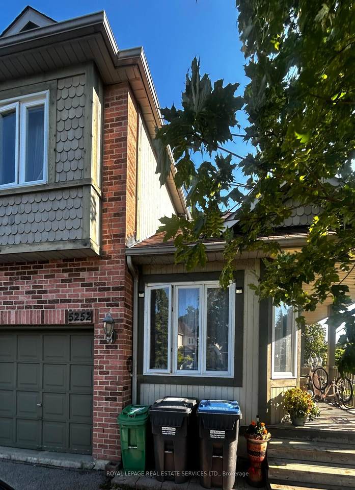 https://bt-photos.global.ssl.fastly.net/toronto/1280_boomver_2_W13618536-1.jpg