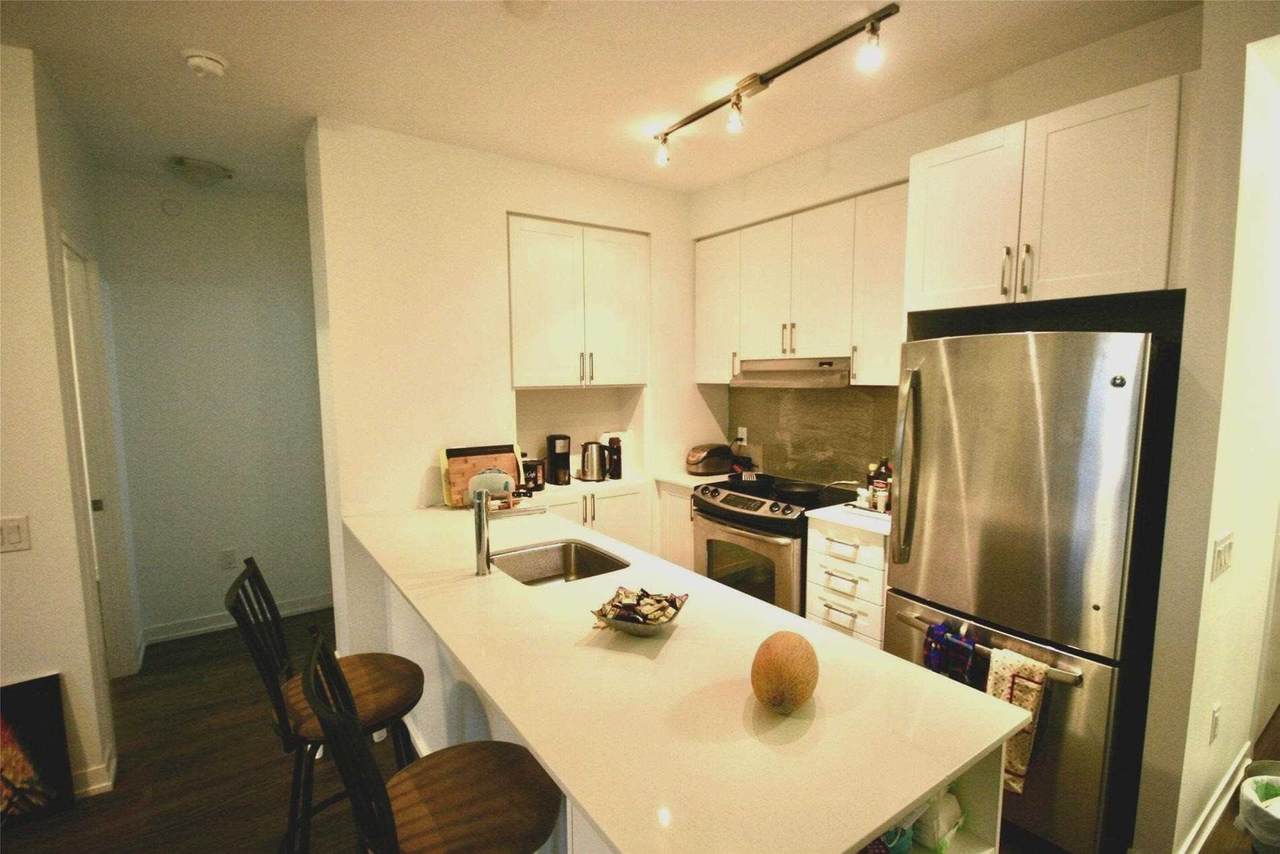 2560 Eglinton Ave - Photo 1