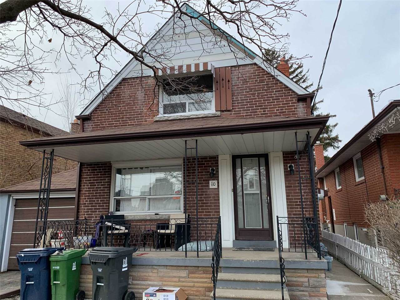 10 Hartley Ave - Photo 1