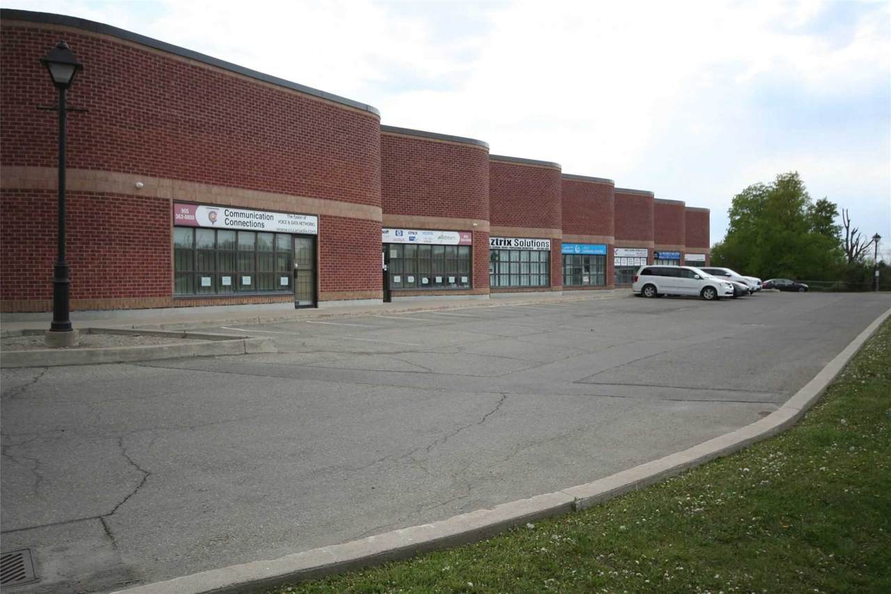 7370 Bramalea Rd - Photo 1