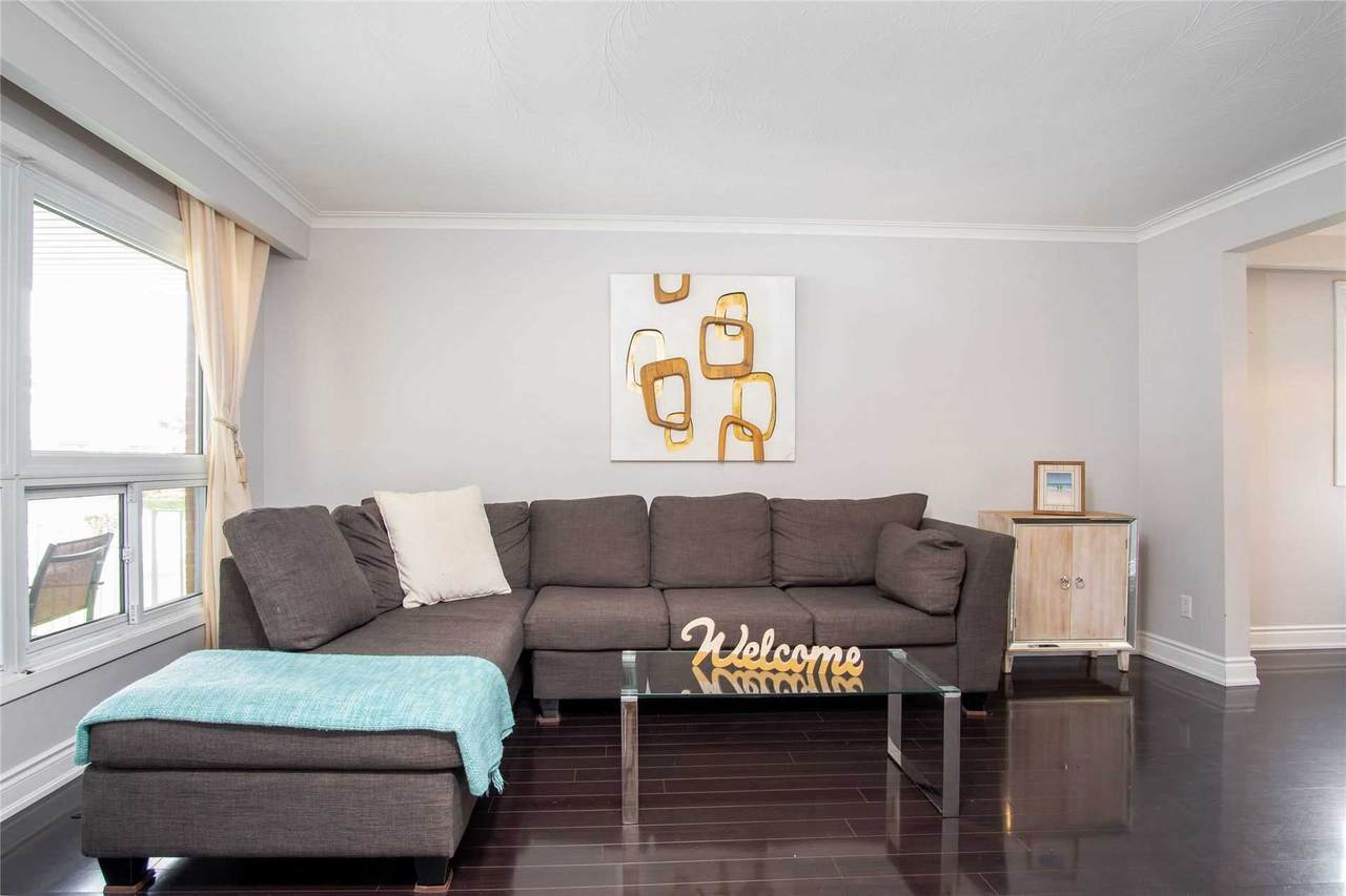 3525 Birchmeadow Cres - Photo 1