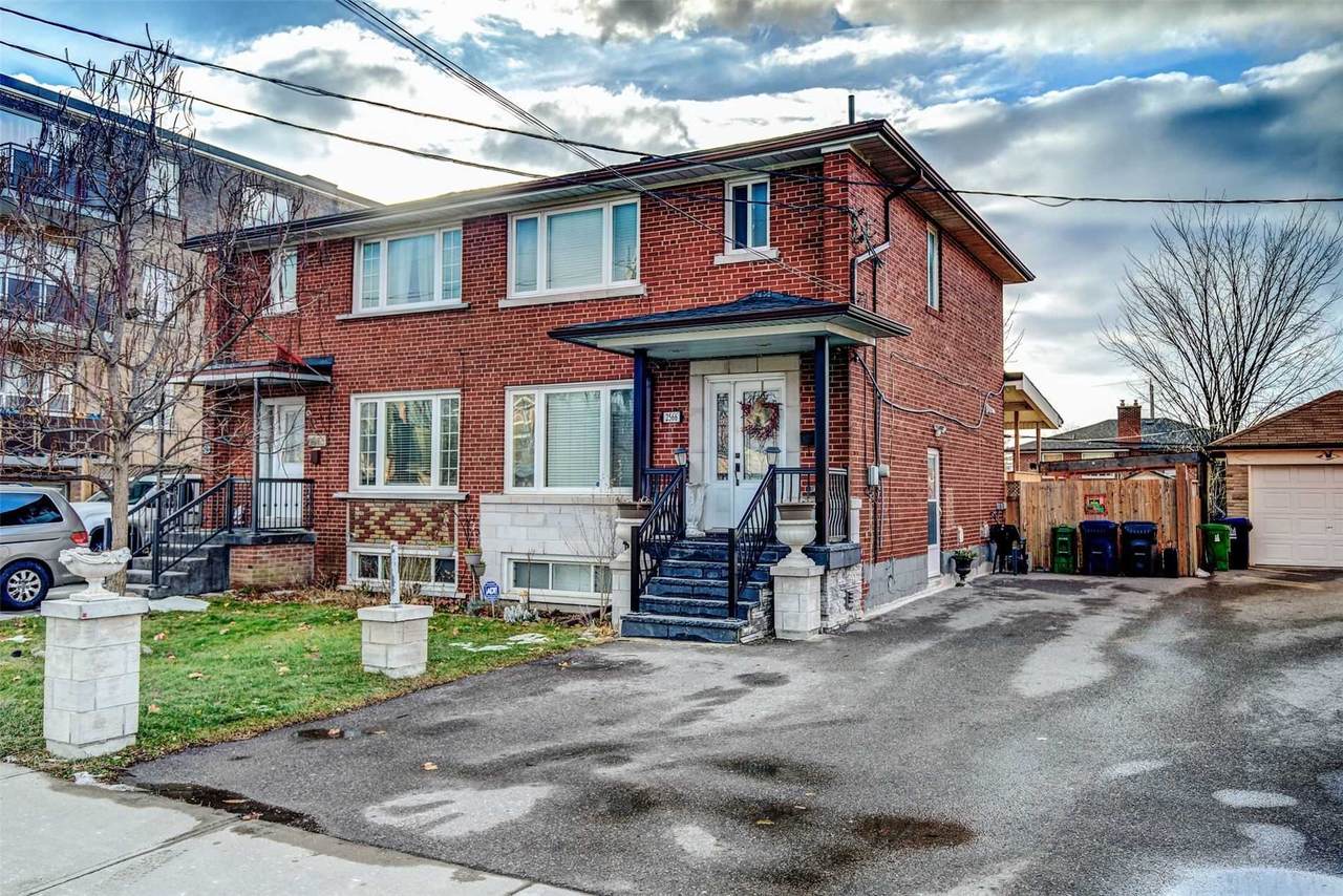 2566 Keele St - Photo 1